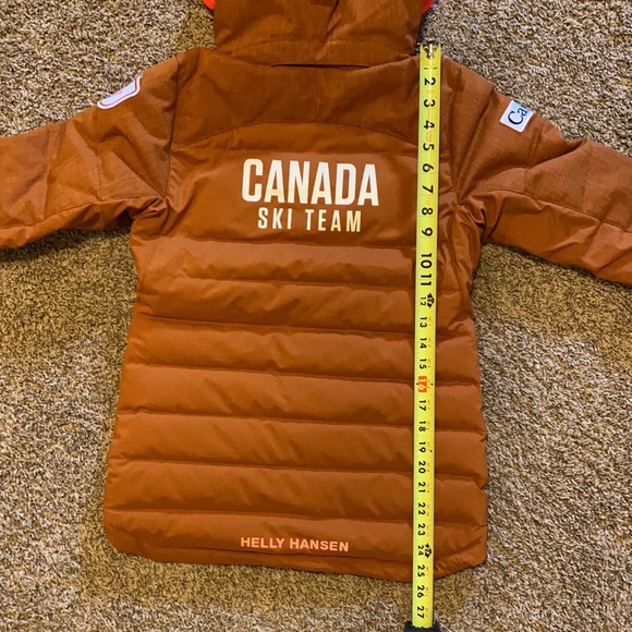 Helly Hansen Sponsored Snow Jacket ❄️ - Picture 12 of 15